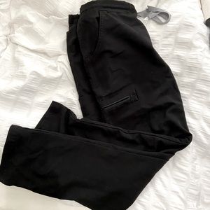 FIGS XS petite Yola Black pants